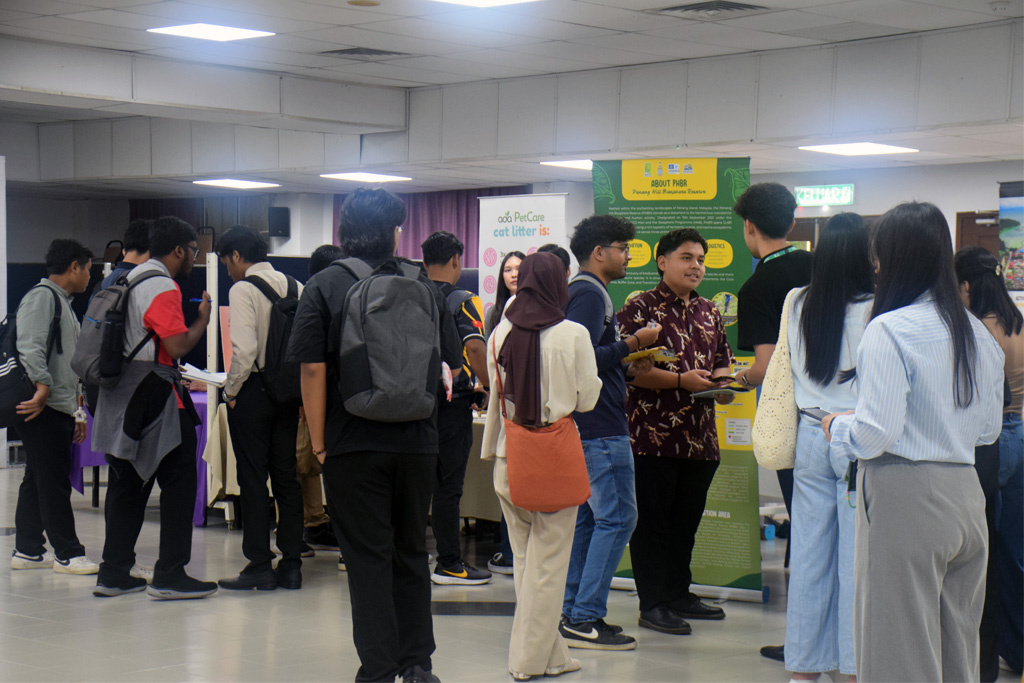 02 Blue Career Day-USM